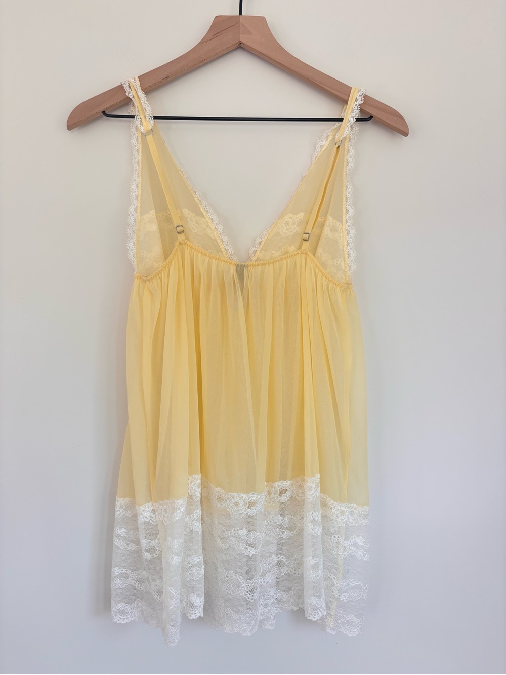 Victoria’s Secret Y2K Yellow Lace Babydoll Chemise Nightgown L - Picture 5 of 8